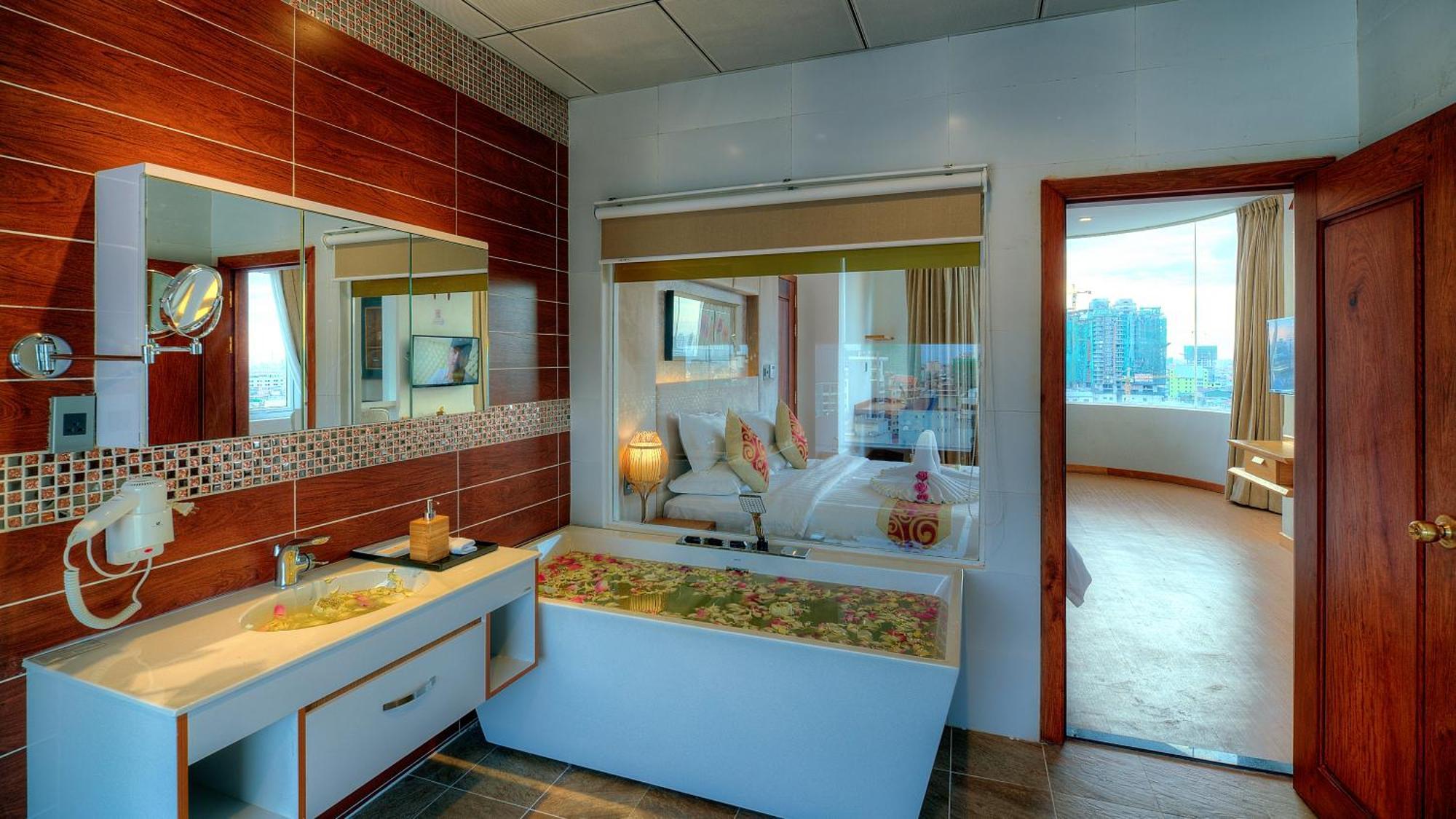 Orussey One Hotel & Apartment Phnom Penh Zewnętrze zdjęcie