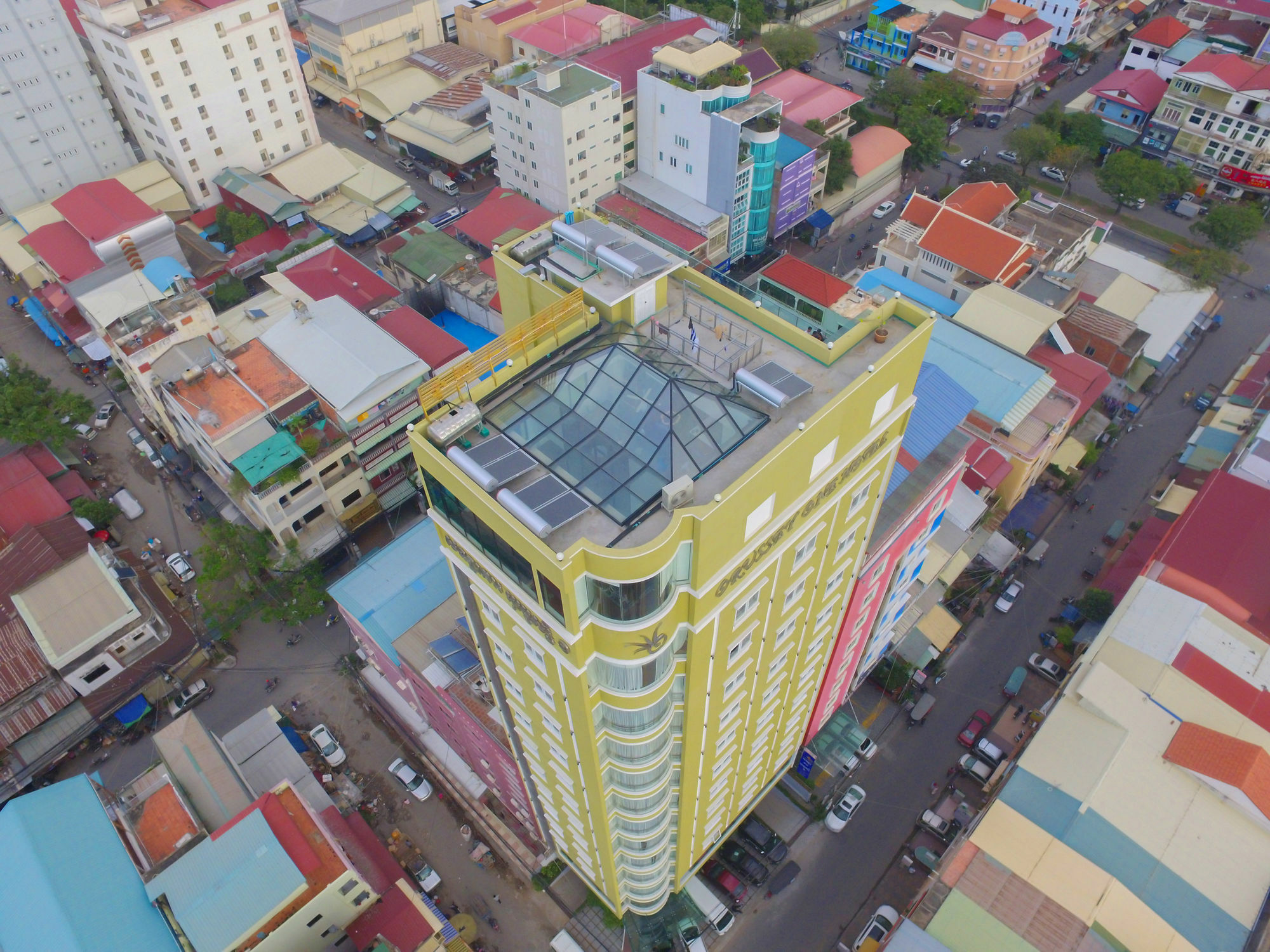 Orussey One Hotel & Apartment Phnom Penh Zewnętrze zdjęcie